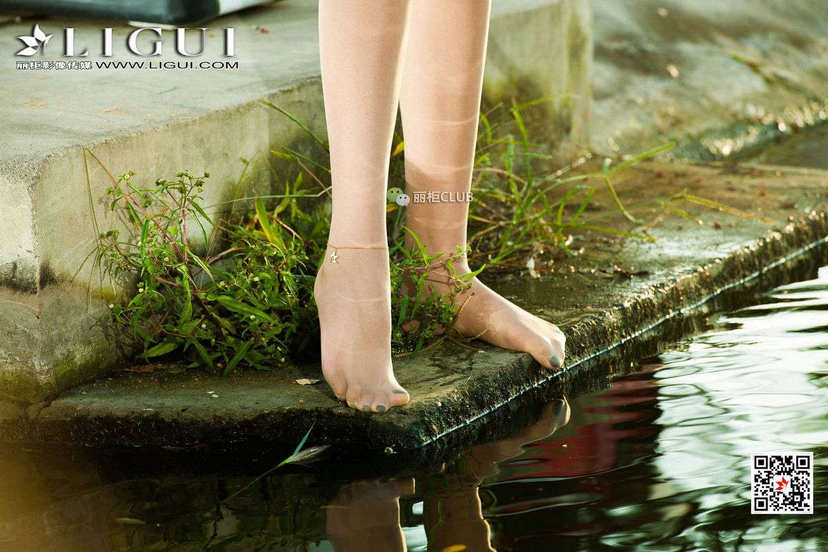 Model 温蒂 丝袜美腿丝足写真