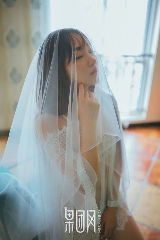 身高&颜值&身材，完美邻家小妹！