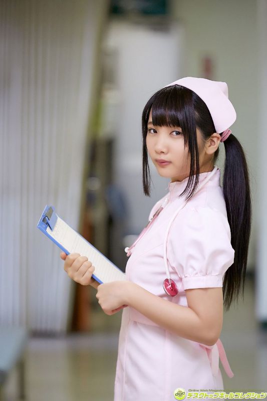 水沢柚乃 - 声優にもチャレンジ！巨乳ゲームアイドル！