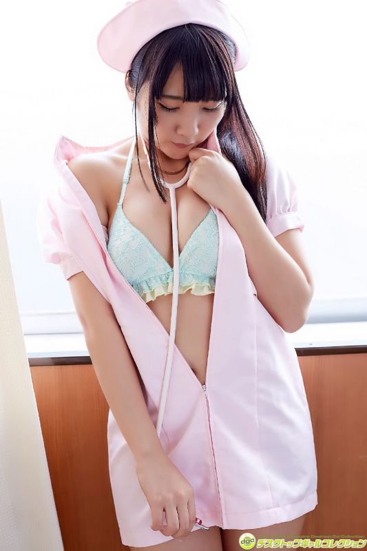 水沢柚乃 - 声優にもチャレンジ！巨乳ゲームアイドル！