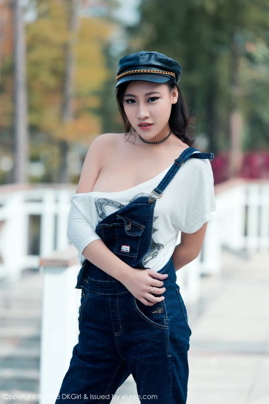 美模@梦倩 - 美腿美乳精彩诱惑