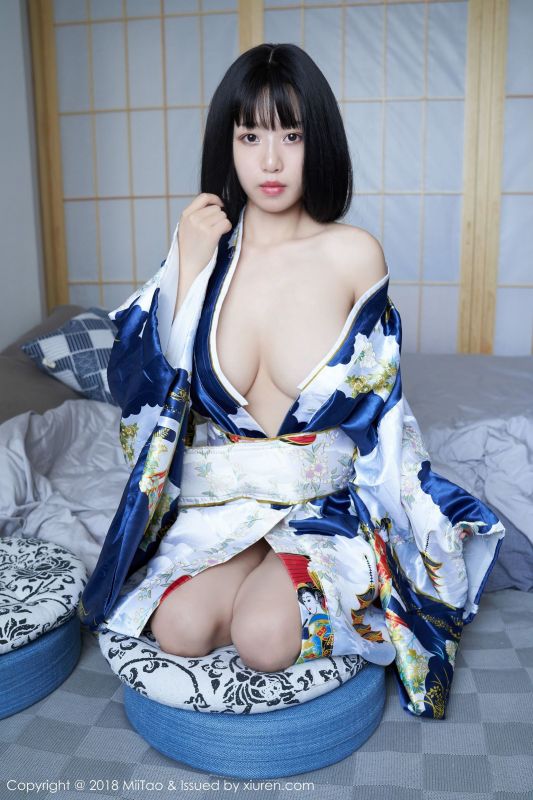 缇娜美Tinami - 纯天然童颜巨乳气质妹子