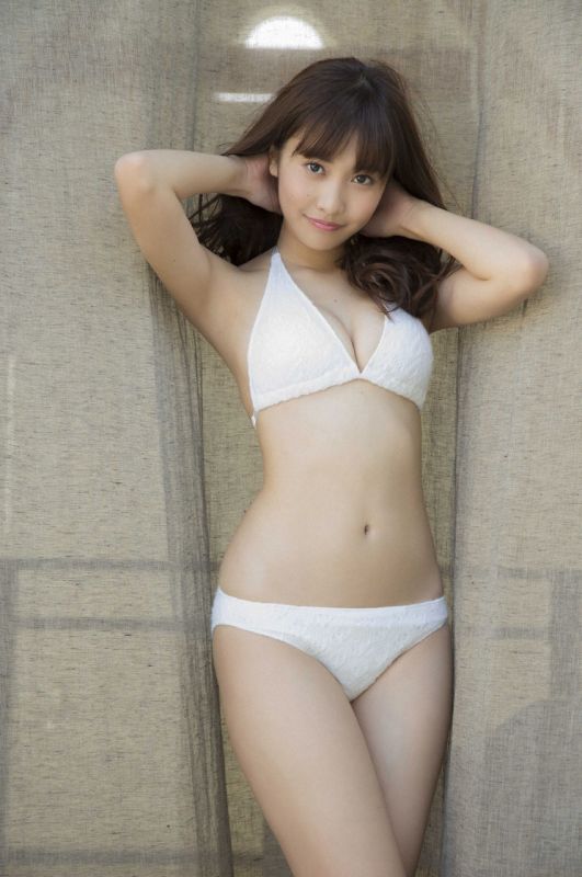 Hinako Sano 佐野ひなこ「冬のぬくもり」