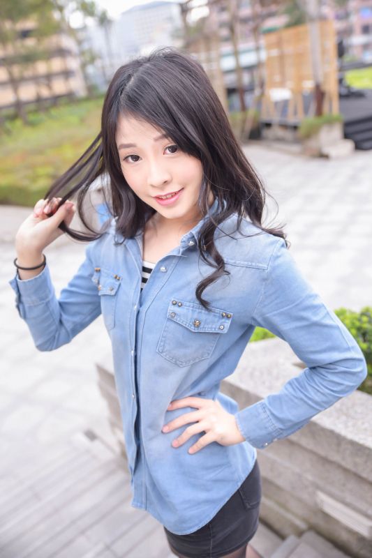 [台湾美女] 嫩模小枫 - 信義區外拍 写真图片