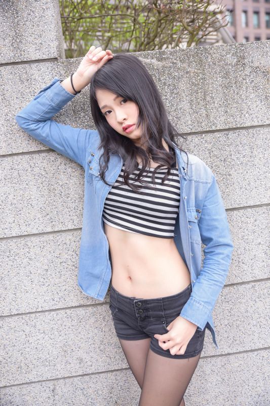 [台湾美女] 嫩模小枫 - 信義區外拍 写真图片