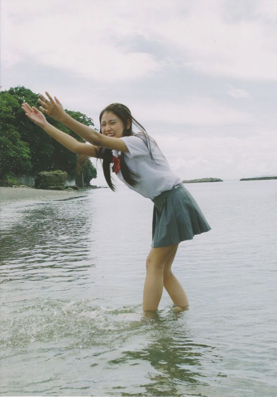 沖田彩花 - 十五の夏 ファースト写真集