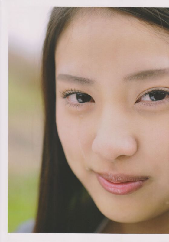 沖田彩花 - 十五の夏 ファースト写真集