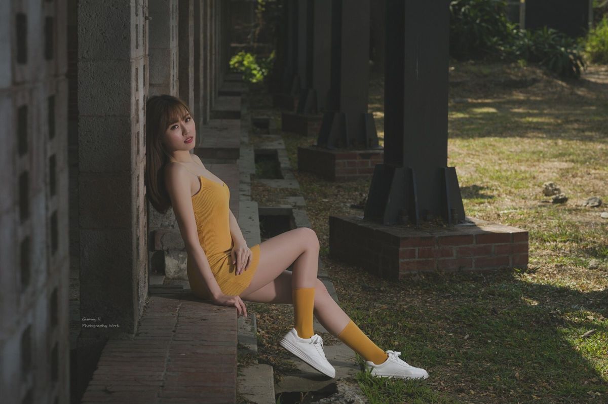 [台湾美女] QueenieQ尼 - 清新街拍作品 写真图片