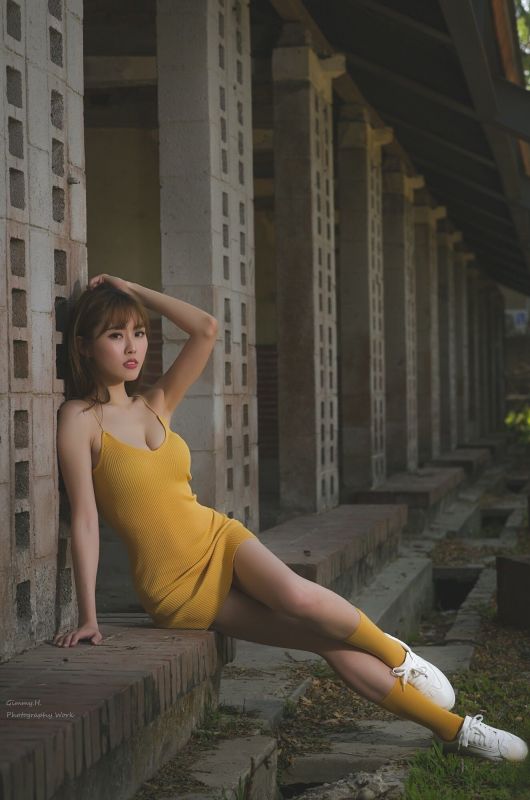 [台湾美女] QueenieQ尼 - 清新街拍作品 写真图片