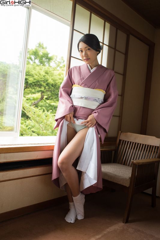 三田羽衣 - 和服熟女私房诱惑