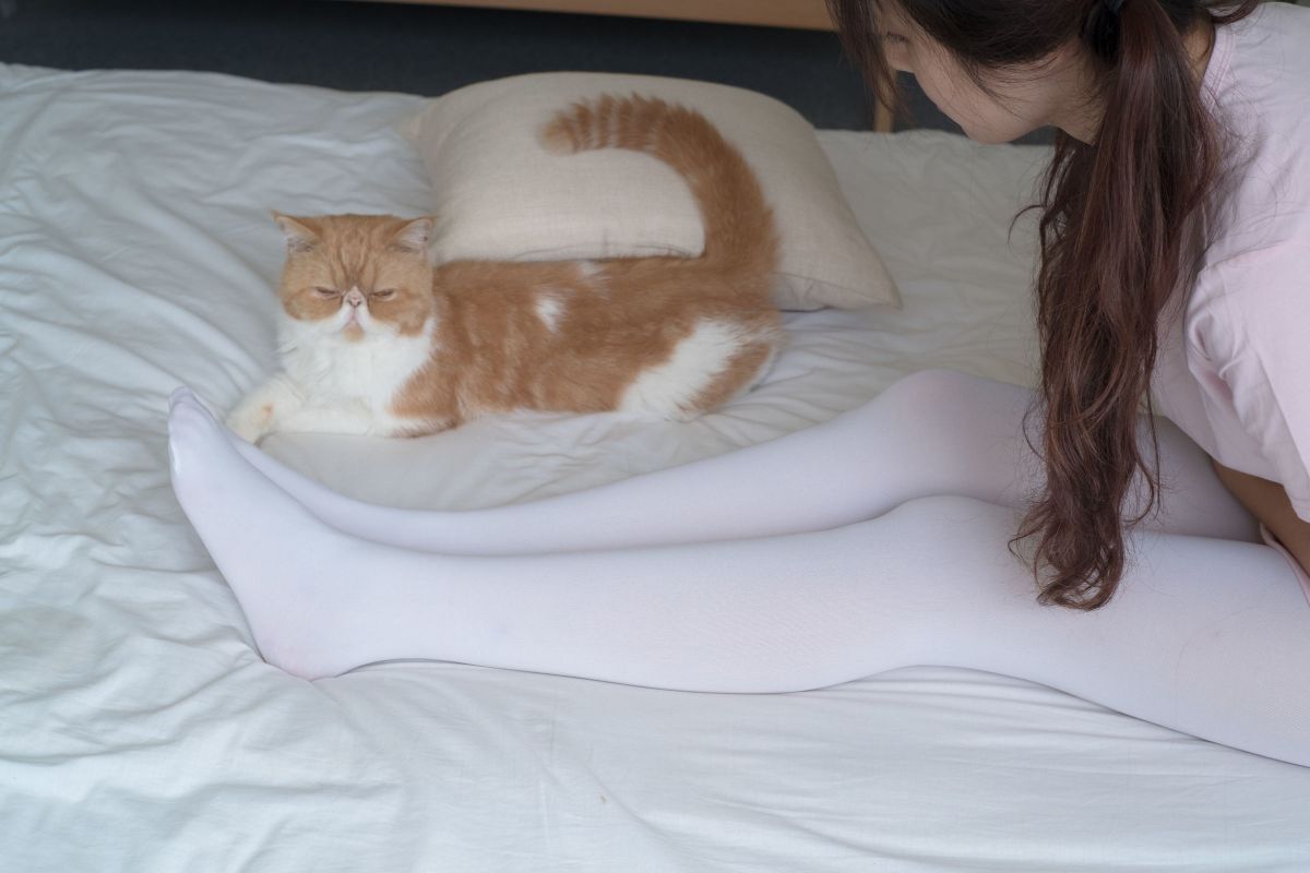 粉红少女白丝美足 萝莉丝足写真套图