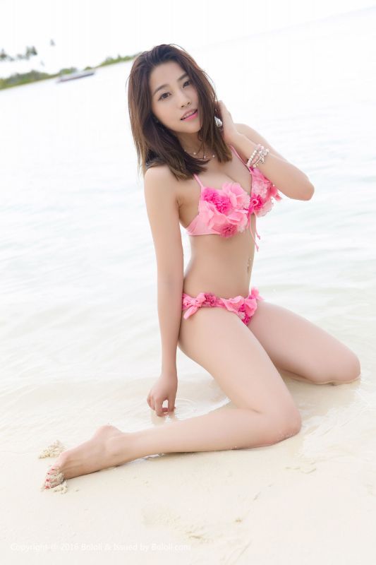 许诺Sabrina - 沙滩花样 写真套图