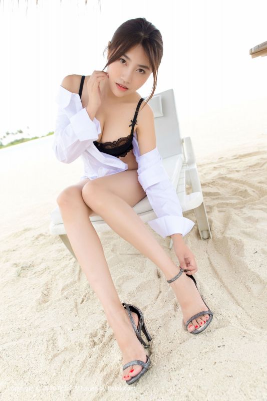 许诺Sabrina - 沙滩花样 写真套图