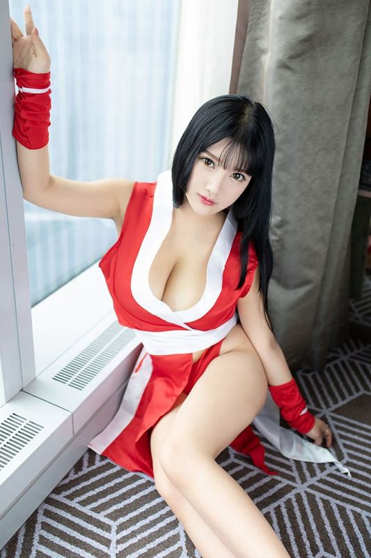 不知火舞小尤奈服尽显爆乳巨臀[30P]
