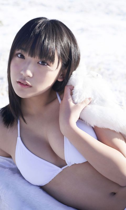 浅川梨奈「忘れられない冬に」