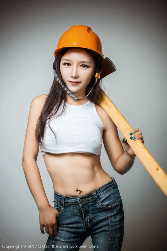高颜值健身美人@媛美人首套写真