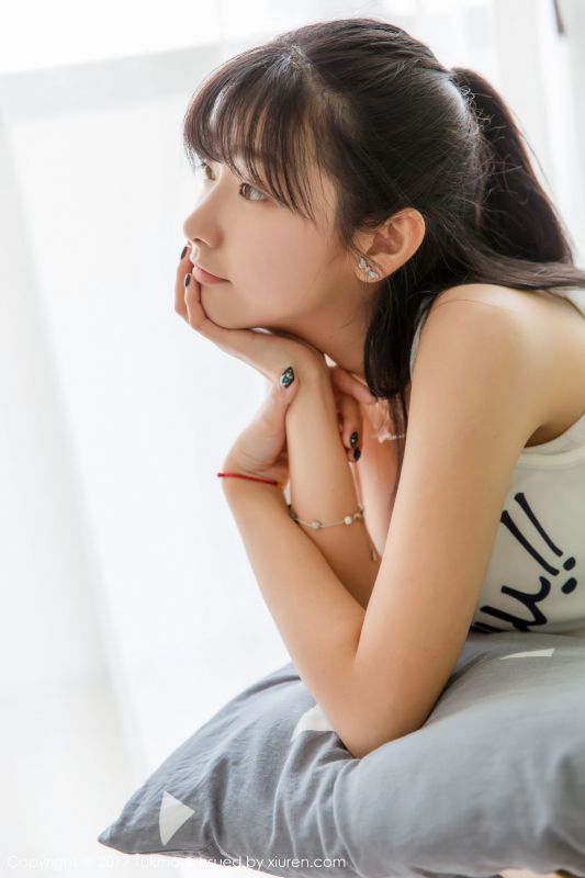 球球 - 童颜巨乳萝莉 写真套图
