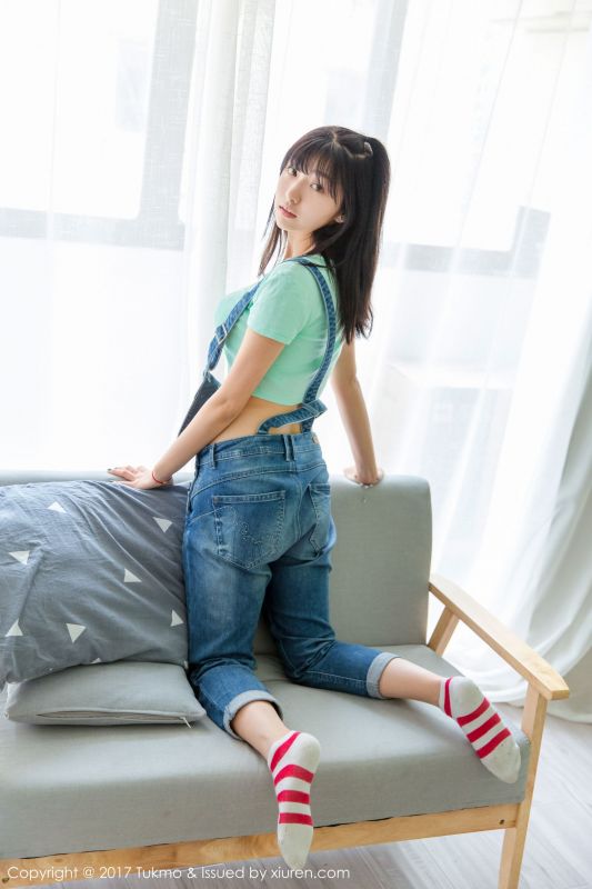 球球 - 童颜巨乳萝莉 写真套图