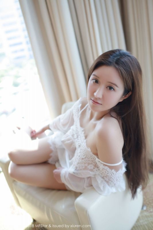 Jennanni_Jen - 性感蕾丝内衣私房写真