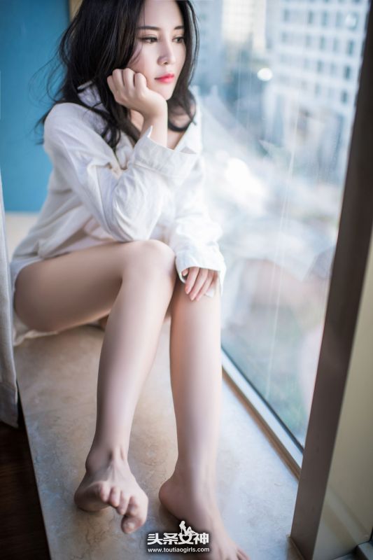 可儿 - 热情白衬衣