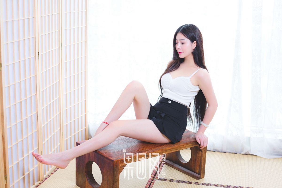 E奶美囡囡小伊伊