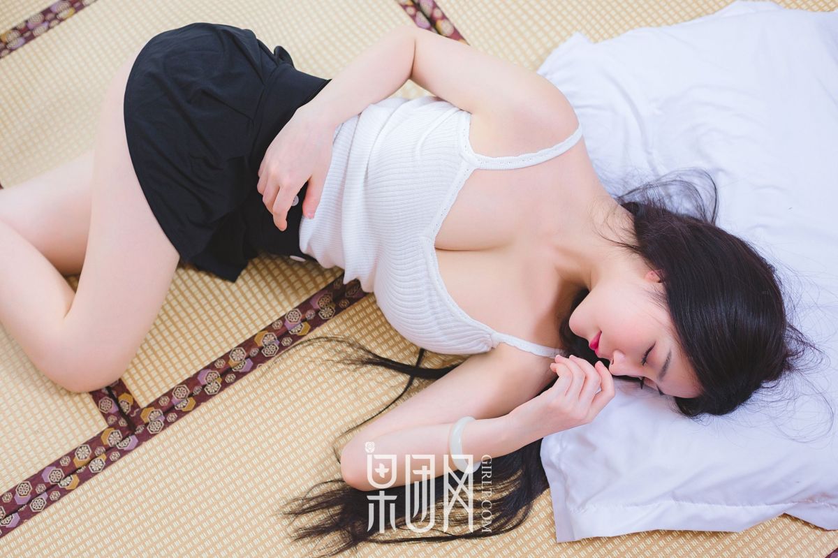 E奶美囡囡小伊伊