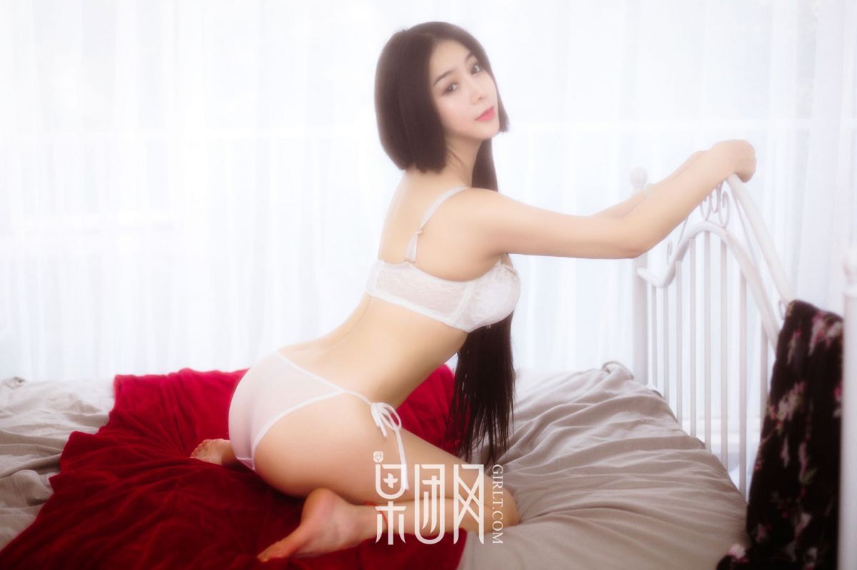 E奶美囡囡小伊伊