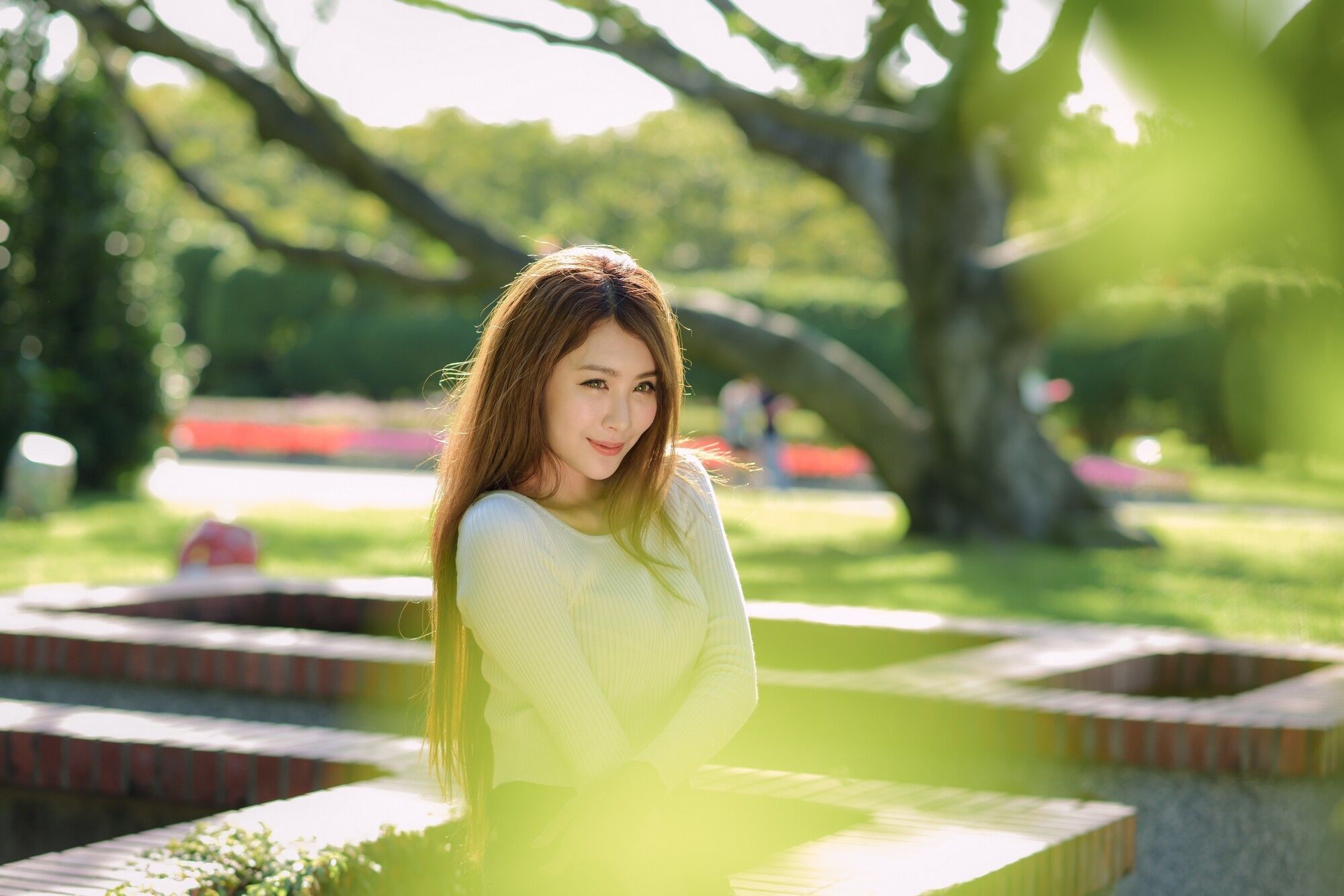 [台湾美女] Miso夏晴 - 公园牛仔紧身裤美腿写真套图