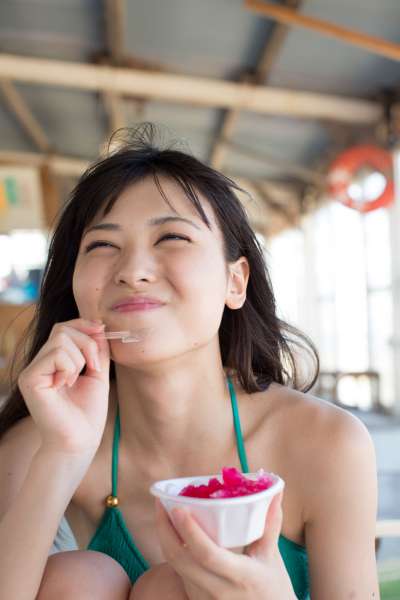 矢岛舞美-清新唯美街拍系列套图