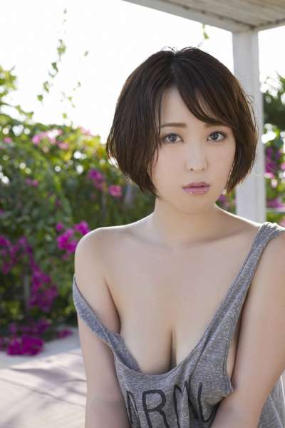忍野さら Sara Oshino 魅惑のSライン