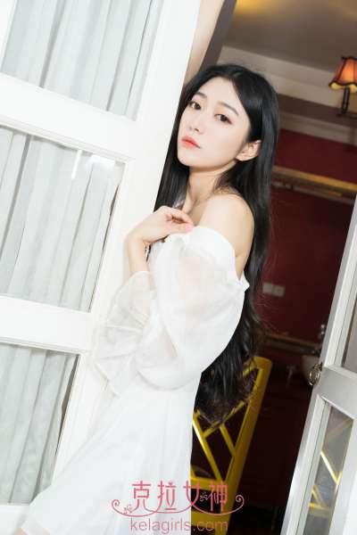 @小新《云仙缥缈》写真套图