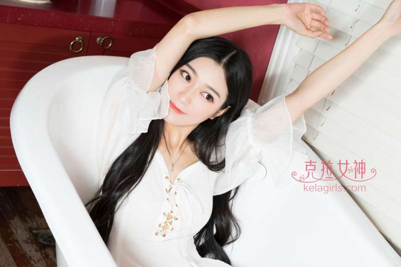 @小新《云仙缥缈》写真套图