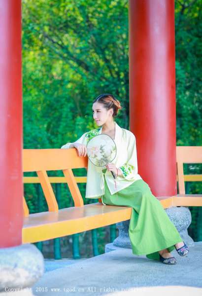 艾希ICE女神 - 清新汉服古典唯美写真