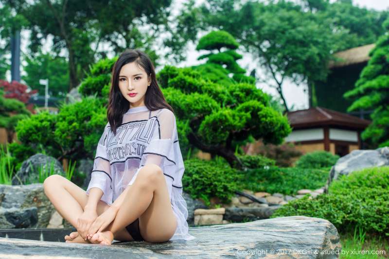 梅哥 - 清新可人，美乳美腿2