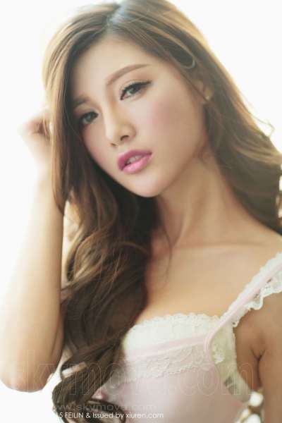 奶茶-Emily 写真套图2