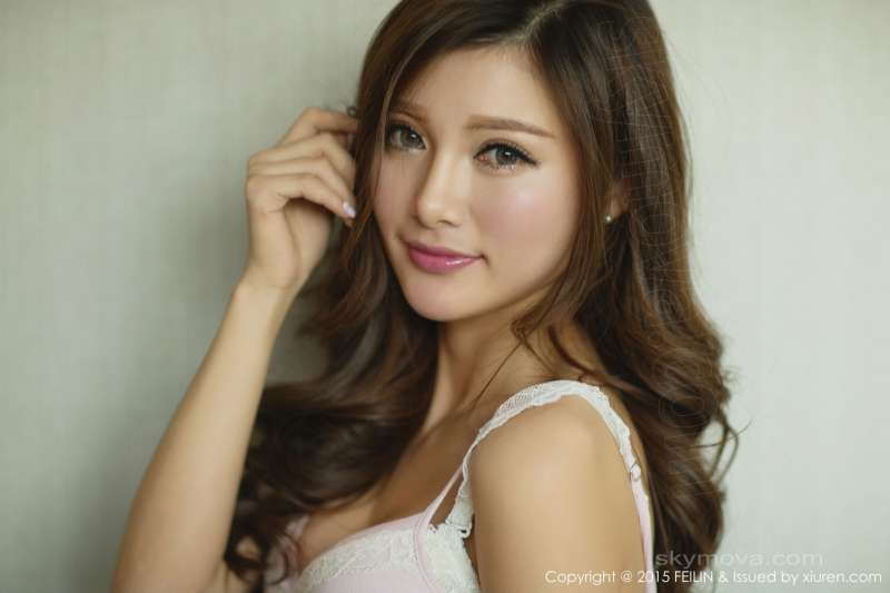 奶茶-Emily 写真套图2