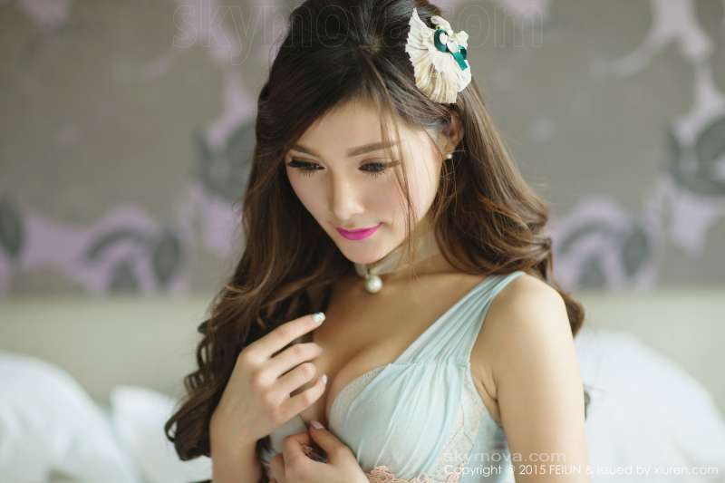 奶茶-Emily 写真套图2