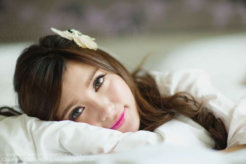 奶茶-Emily 写真套图2