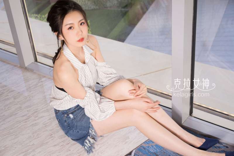 长腿美女芸斐 - 岁月静好 写真套图
