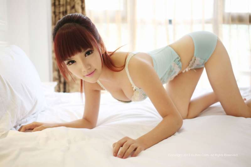 妮儿Bluelabel~年轻甜美火辣的女孩~~