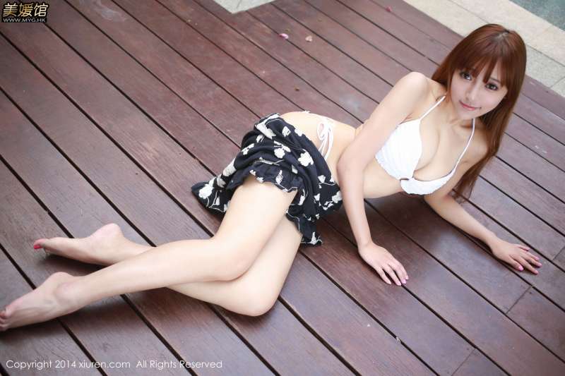女神王馨瑶yanni-三亚写真第一弹~