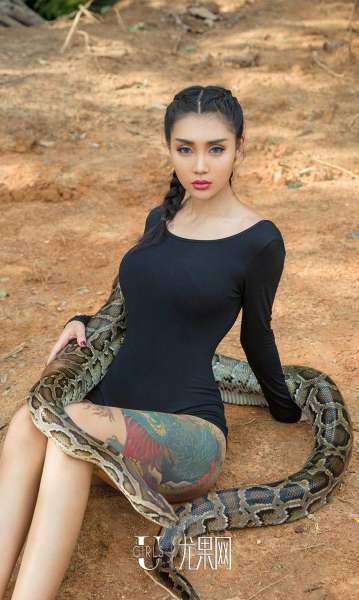 尤菲儿 - 冷血美人 写真套图