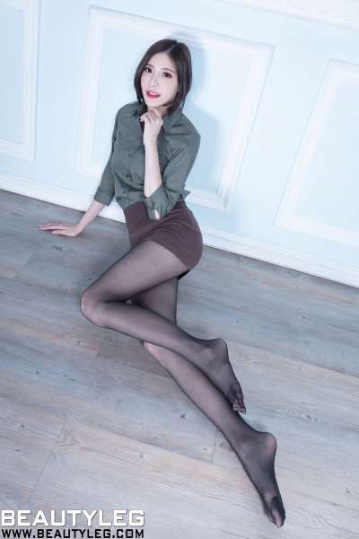腿模Abby - 黑丝+肉丝美腿写真