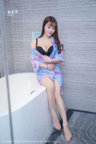 美女雪瑞Lisa - 丝袜诱惑