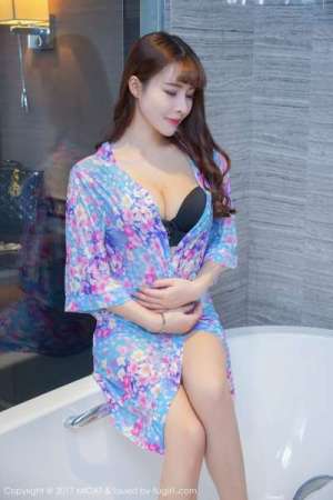 美女雪瑞Lisa - 丝袜诱惑