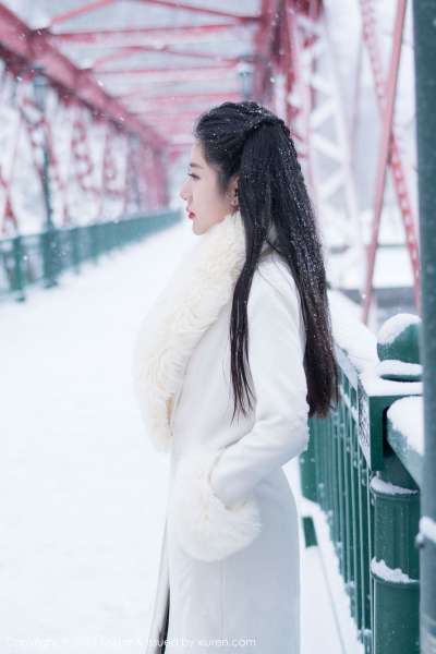 性感女神~陈嘉嘉Tiffany北海道旅拍