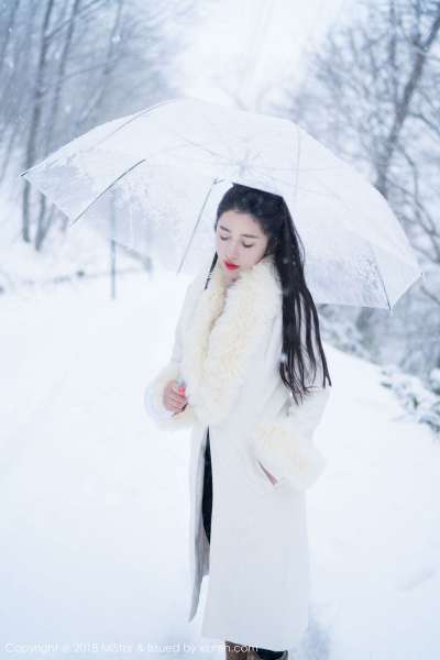 性感女神~陈嘉嘉Tiffany北海道旅拍