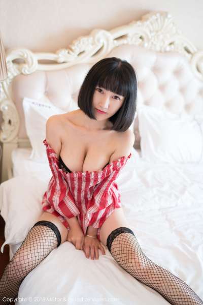 模特@小探戈性感内衣写真