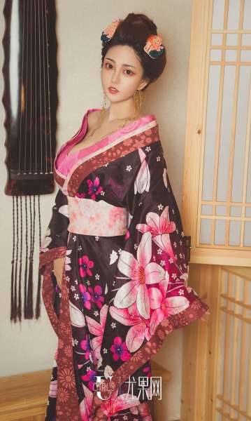 陈果果&孟十朵&球球 - 艺伎回忆录 写真套图