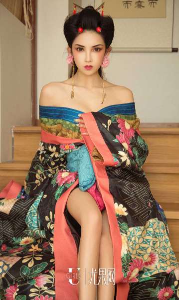 陈果果&孟十朵&球球 - 艺伎回忆录 写真套图